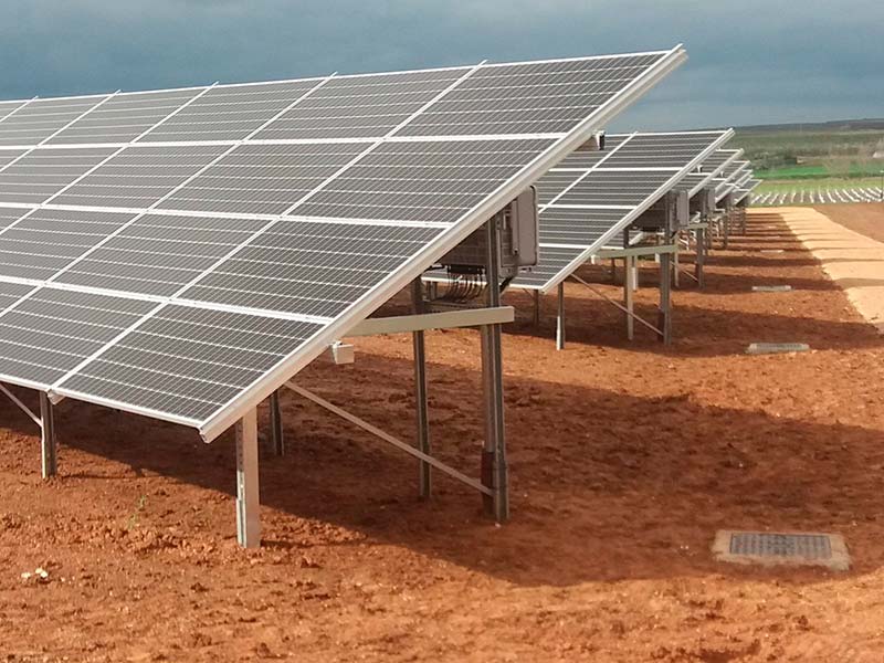 Solar plant installation: 450 kWp (Extremadura)