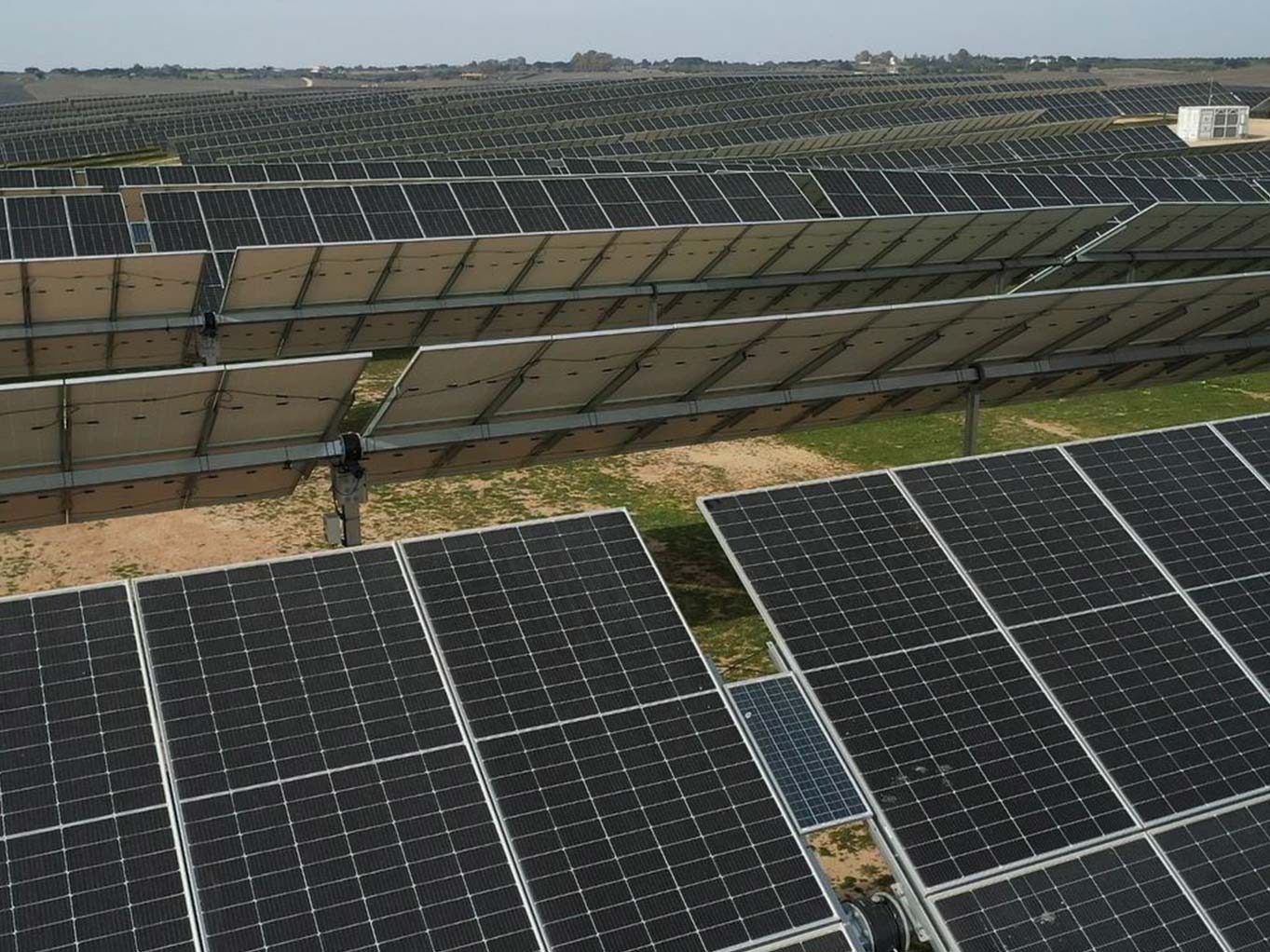 Alterna Energía será la encargada del mantenimiento de tres plantas fotovoltaicas en Cáceres